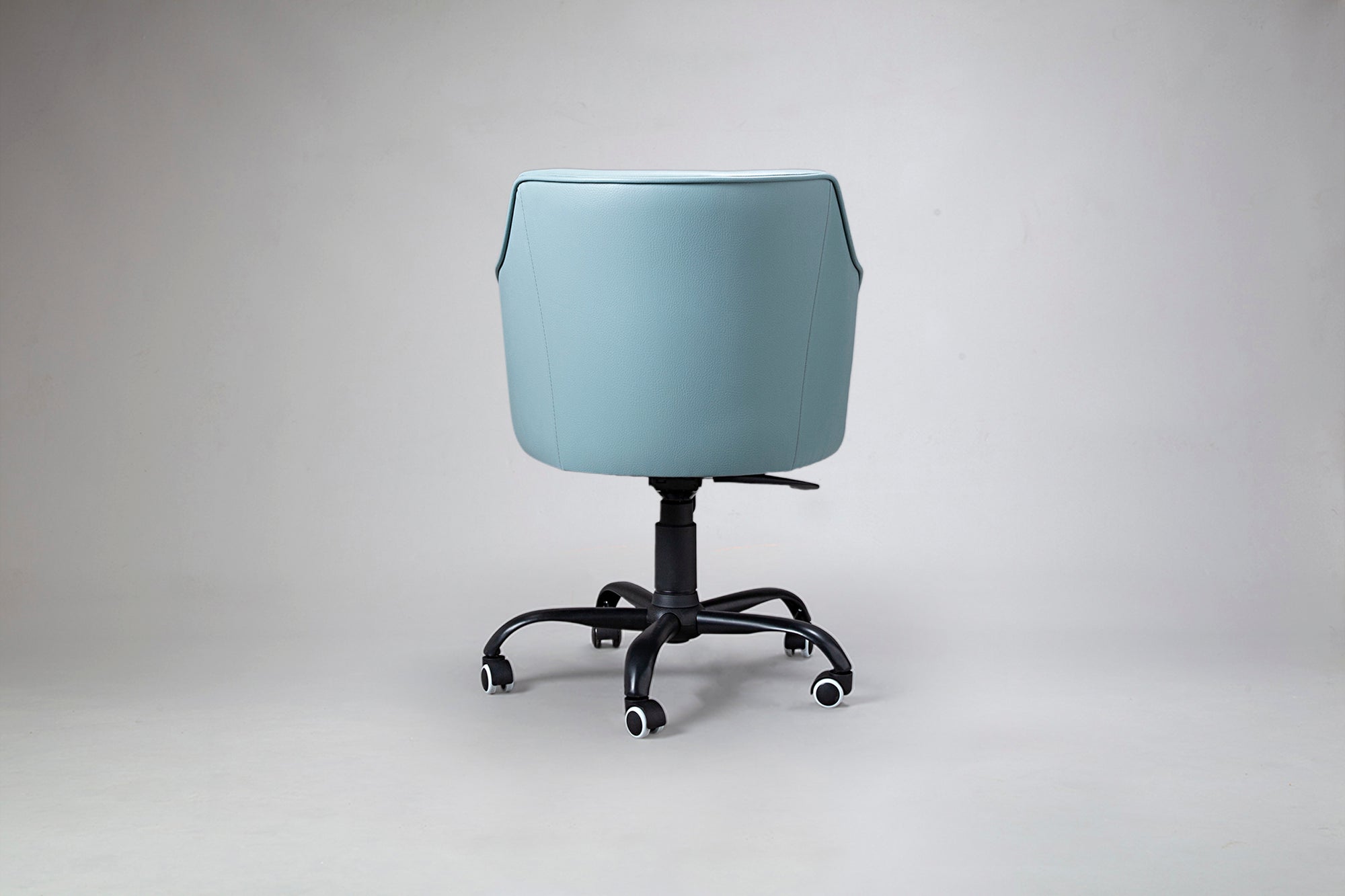 Milan Carver Swivel Office Chair