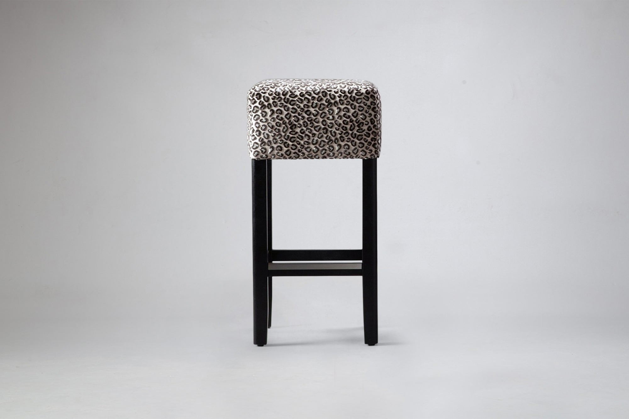 Sutton Button Bar Stool