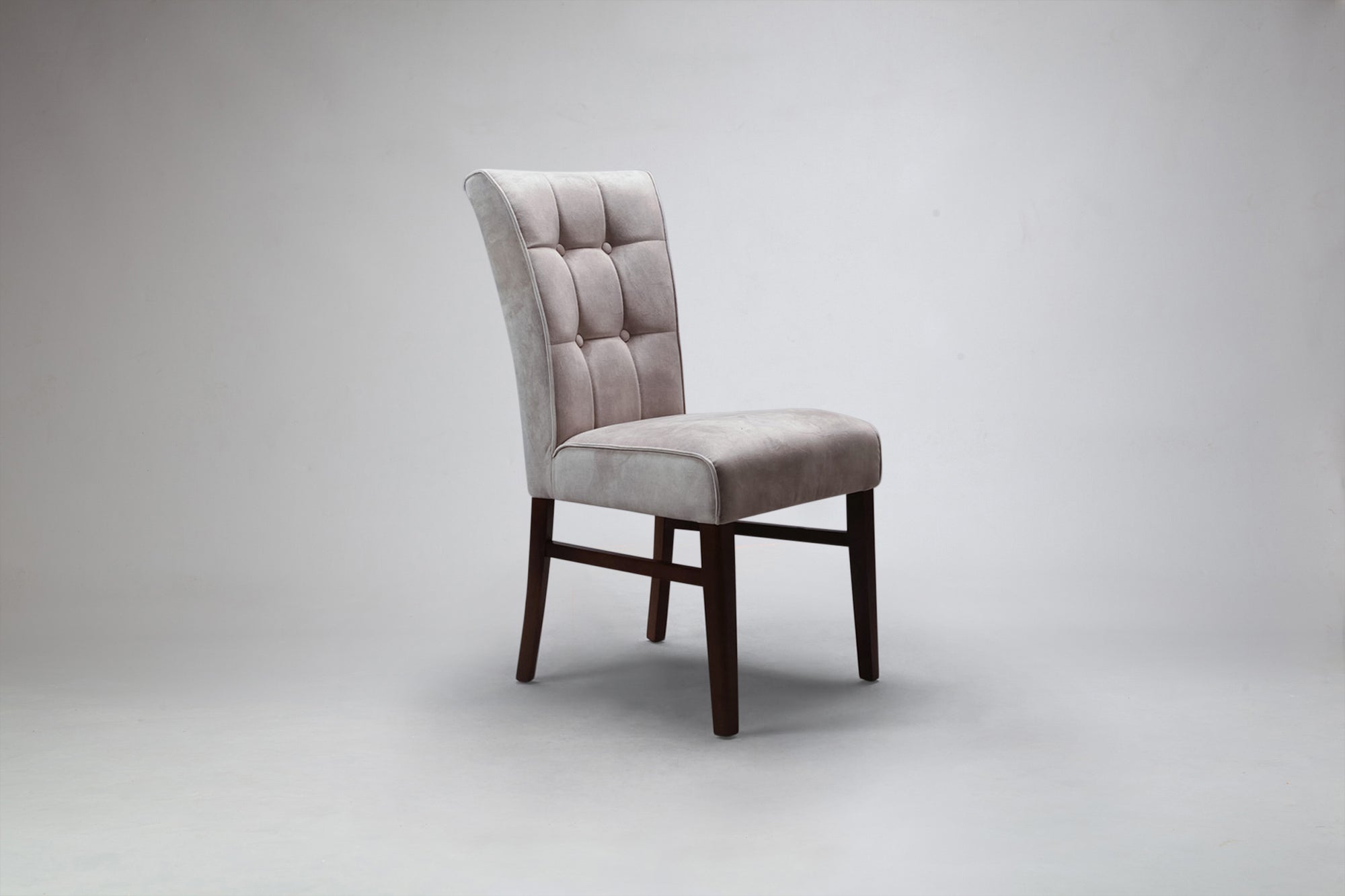 Side Front View Memphis 4x Button Back Dining Chair