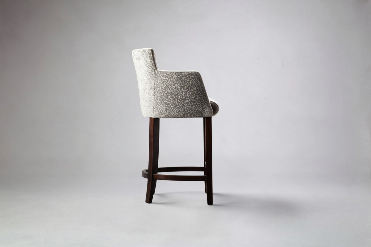 Milano Carver Bar Stool No Piping 